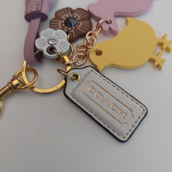 Coach Hangtag Keychain Easter For handbags - Picture 2 of 5